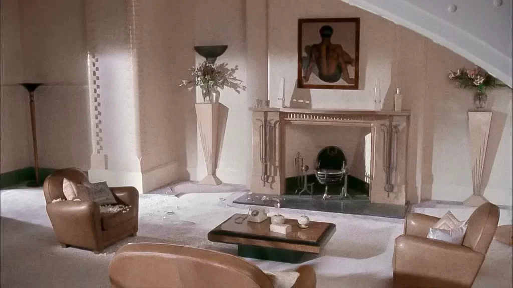 Living Room of Vicki Vale's Apartment in "Batman" (1989)